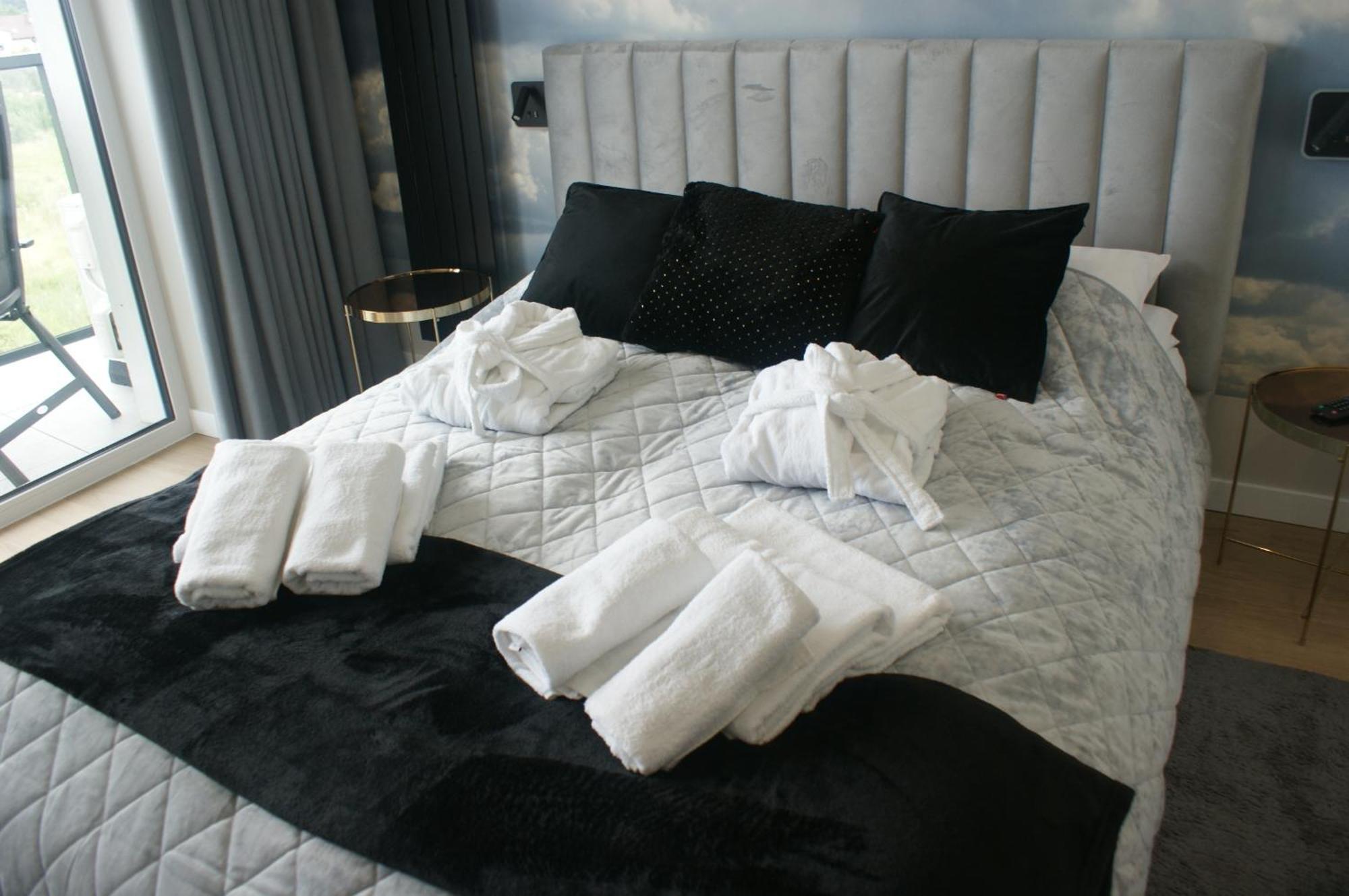 Westin House No 407 *